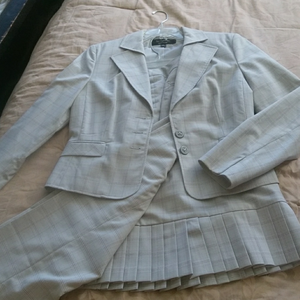 Larry Levine signature by Larry Levine 3 piece sou